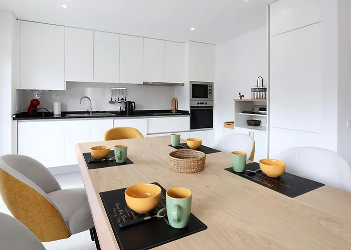 Апартаменты T3-bright Sitio *